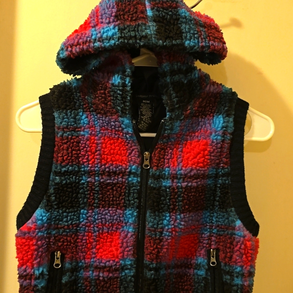 Girls hooded vest. Medium girls